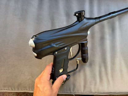 Black Dye Dm4 Paintball Marker - Fully Working
