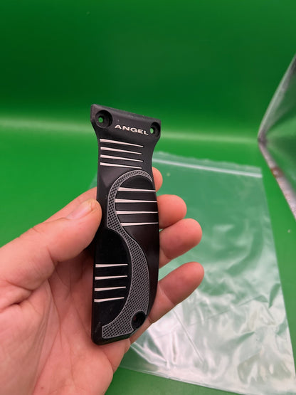 Left Angel Speed 90* Grip Panel
