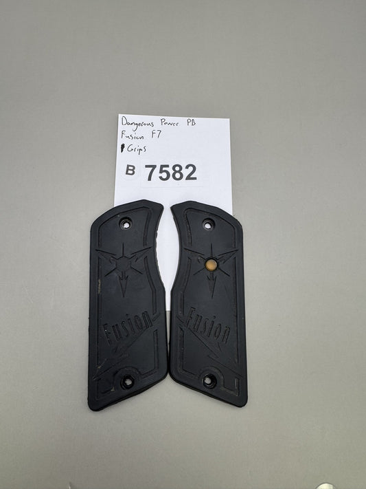 Dangerous Power Fusion F7 Grip Panels Black
