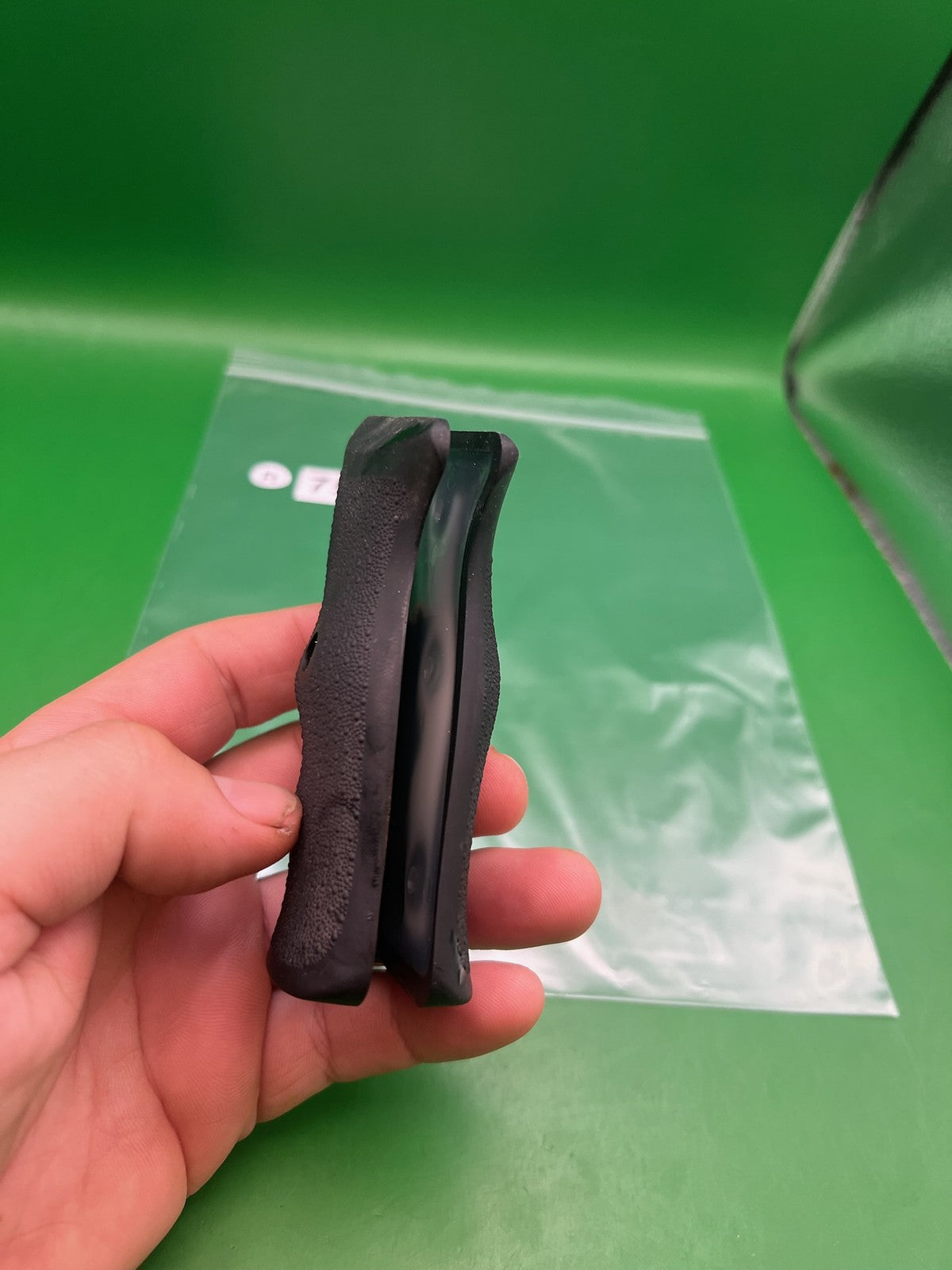AGD Automag Single Hole Grip Black Rubber Vintage Classic Marker