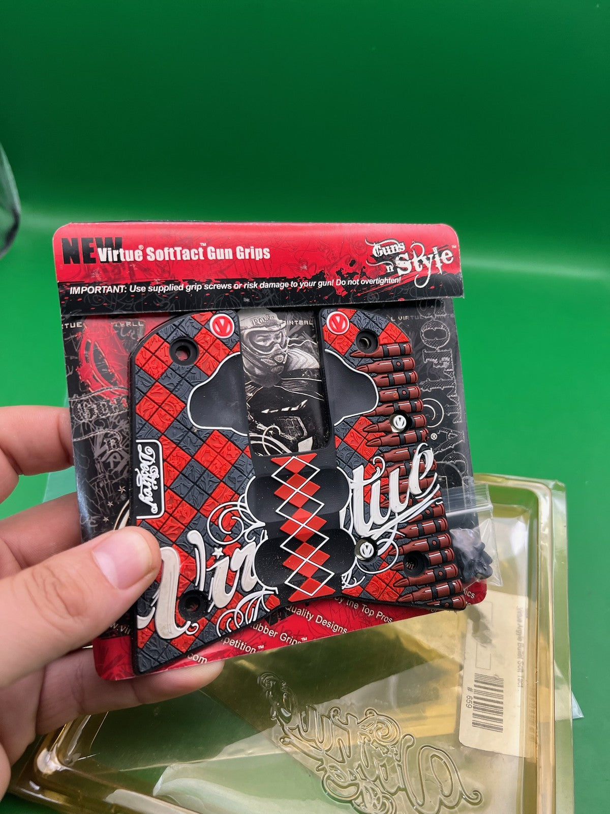 Virtue SoftTact Argyle Bullet Grip Panels Red / Black 45*