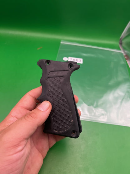 Dye Matrix Dm3 Grips