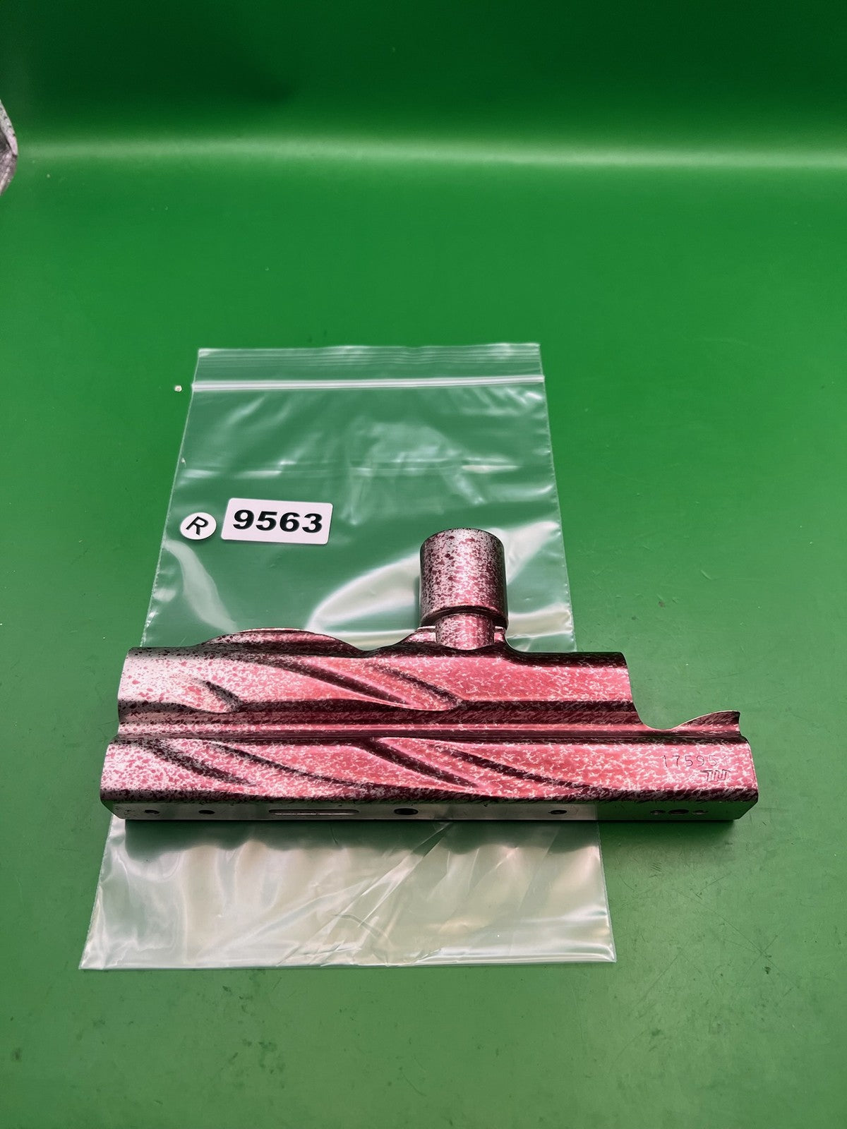 WGP Pro Stock Autococker Body Undrilled Feedneck Mod Pink Splash Ano
