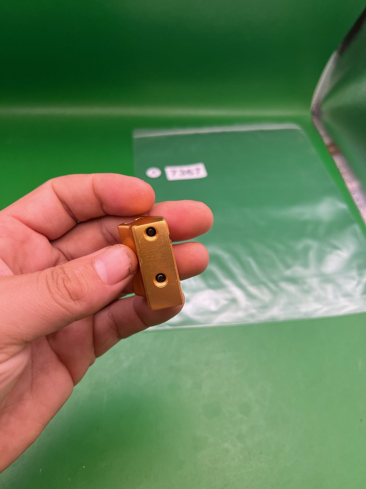 Gold Lukes Angled Rail