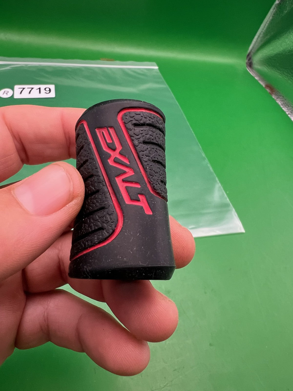 Exalt Regulator Grip