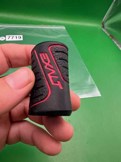 Exalt Regulator Grip