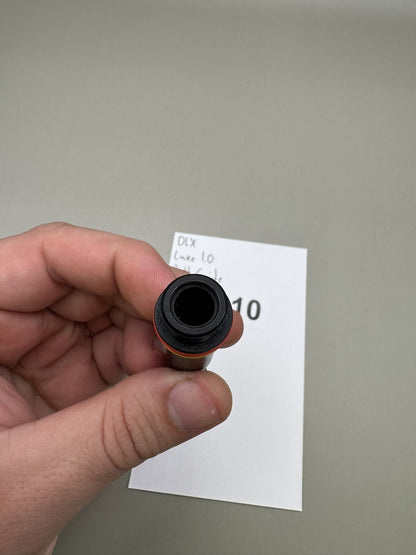 DLX Luxe 1.0 Bolt Guide Black