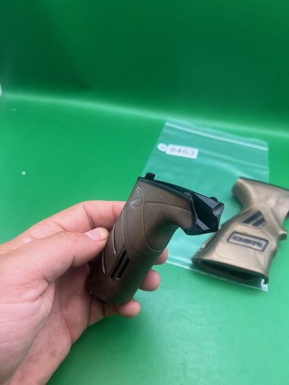 Dye DSR/DSR+/DSR Pro Sticky Grip Kit Gold/Black Two-Piece Set
