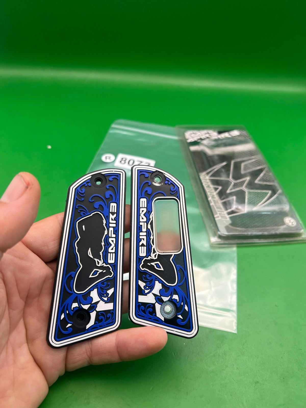 Bob Long 2k5 Intimidator Split Grips Empire NOS