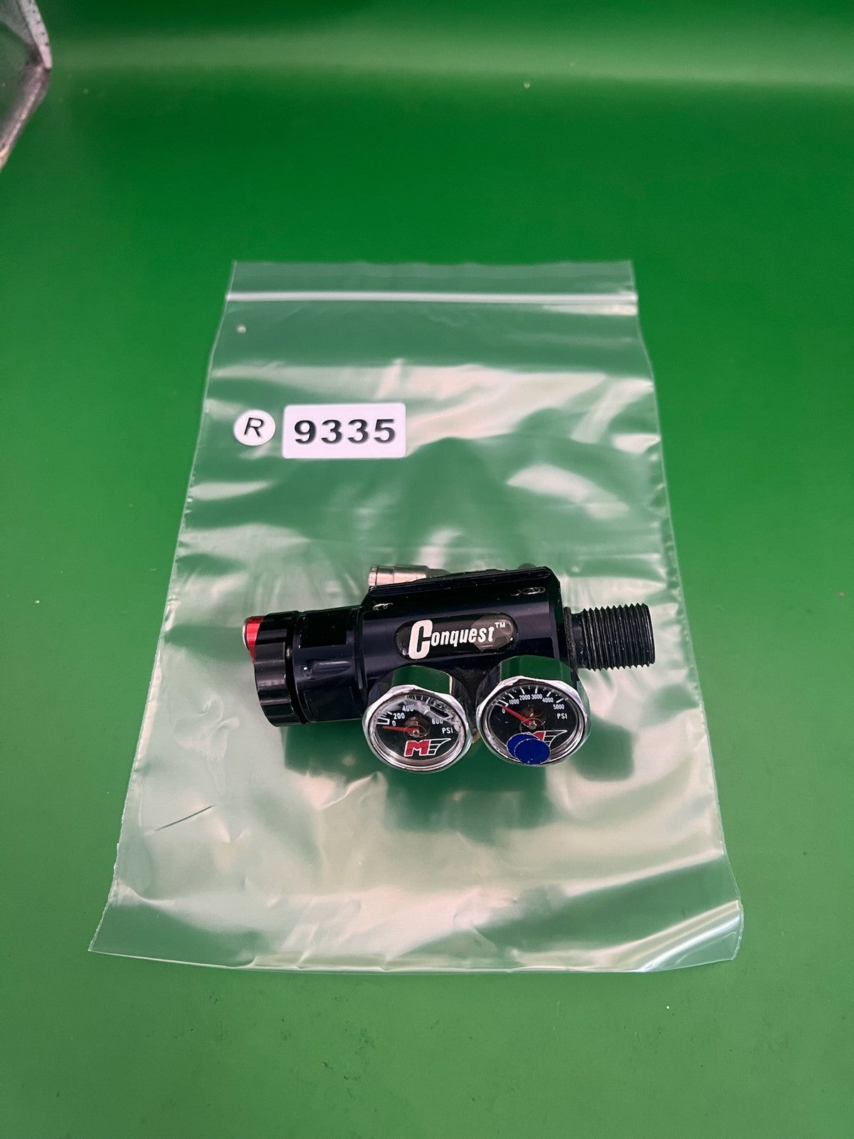 MacDev Conquest HPA Adjustable Tank Regulator Black 4500 PSI Dual Gauge