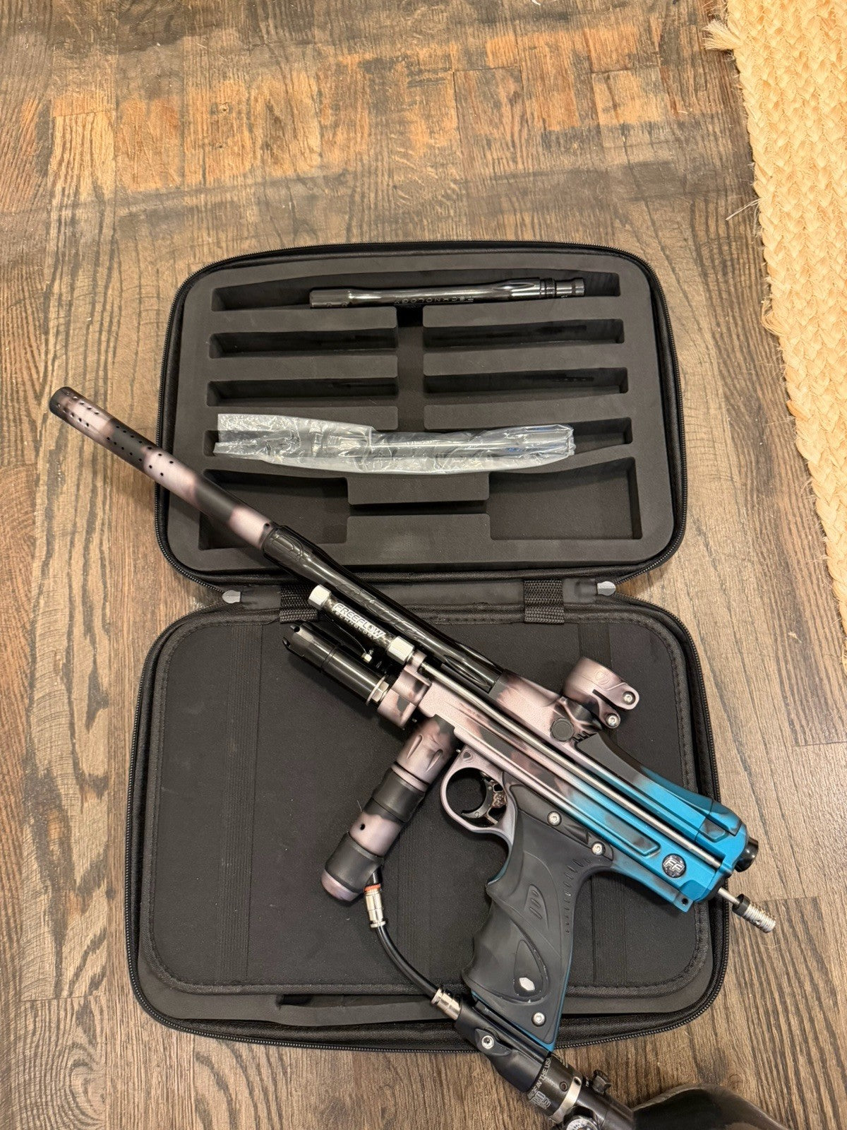 Mint Dye Freeflow Autococker Paintball Marker