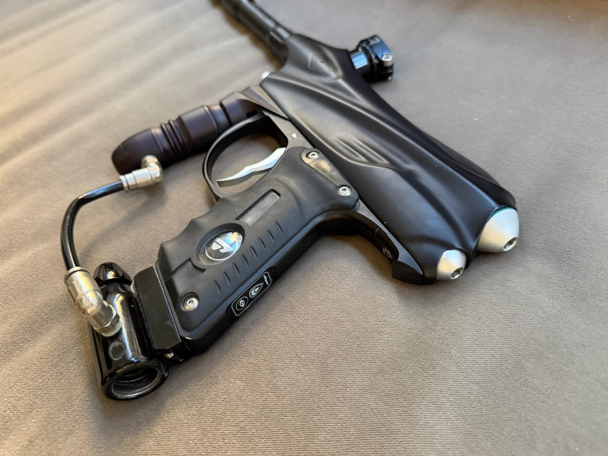 Black Dye Dm4 Paintball Marker - Fully Working