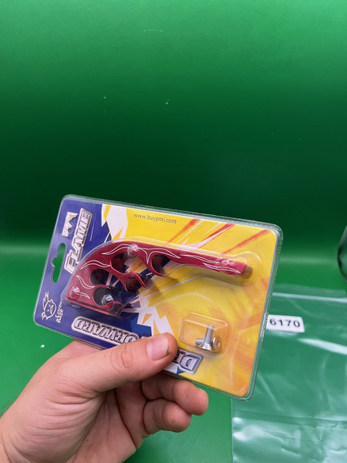 Extreme Rage Flame Drop Forward Red
