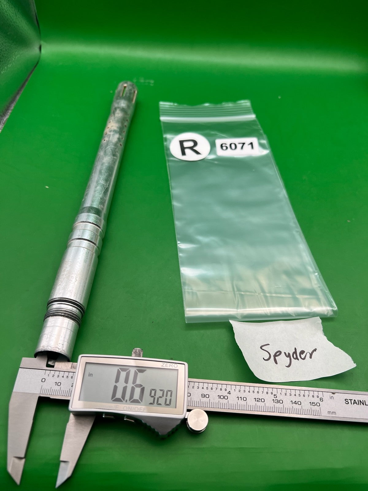Spyder One-Piece Barrel 12" .692 Silver - used paintball barrel - silver