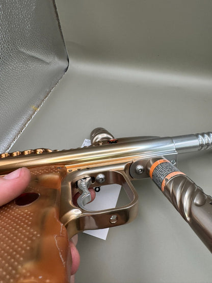 WDP Angel Dark IR3 - Silver/Bronze - Paintball Marker Fully Working