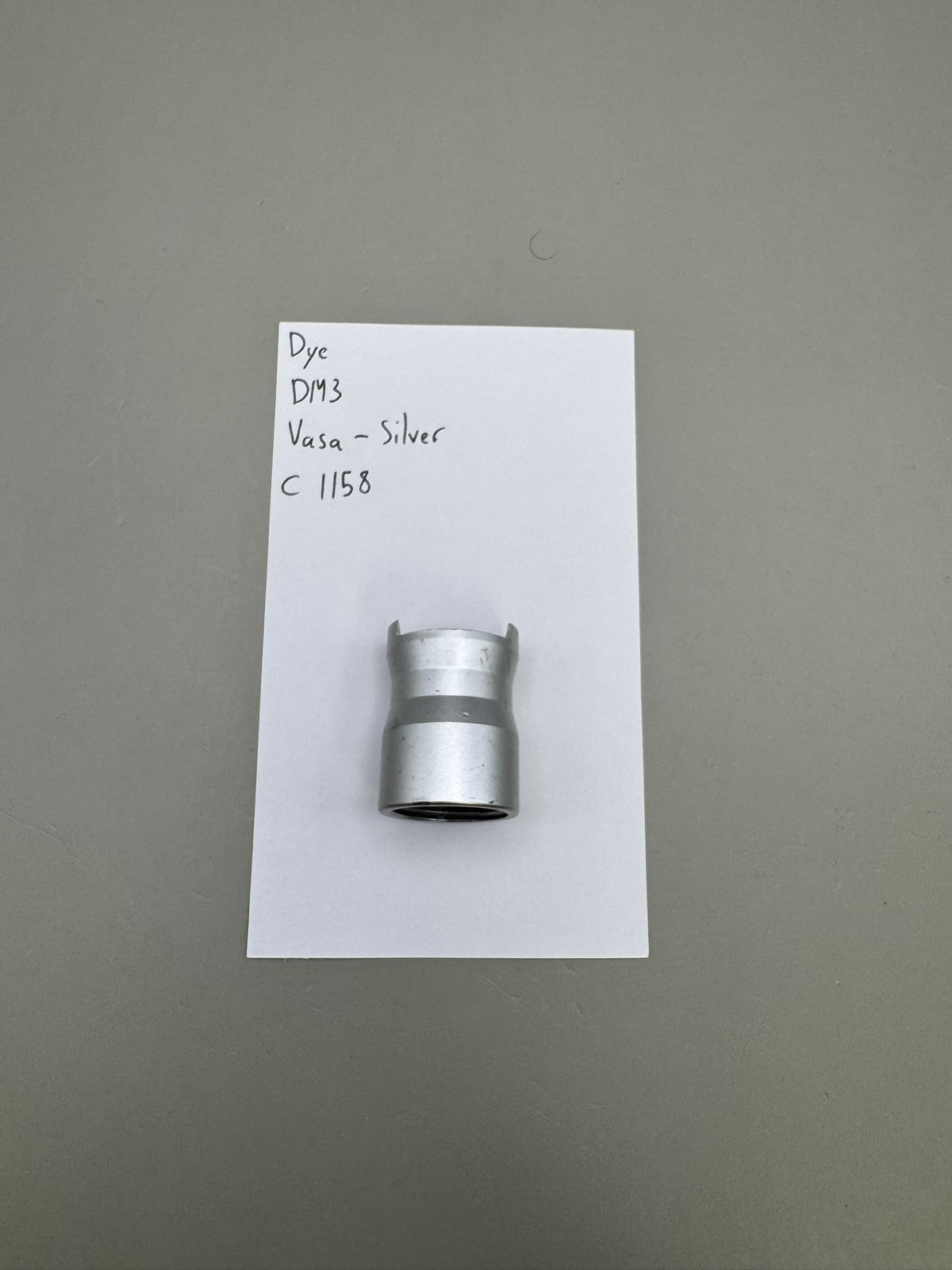 Dye DM3 Vasa - Silver