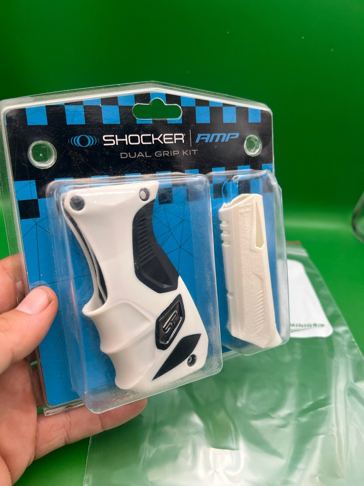 Smart Parts Shocker AMP Dual Grip Kit White Black Trigger Frame Vertical Reg