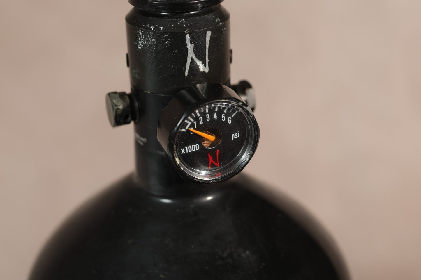 Ninja SL 90ci Carbon Fiber Paintball Tank Black with Exalt Cover Regulator