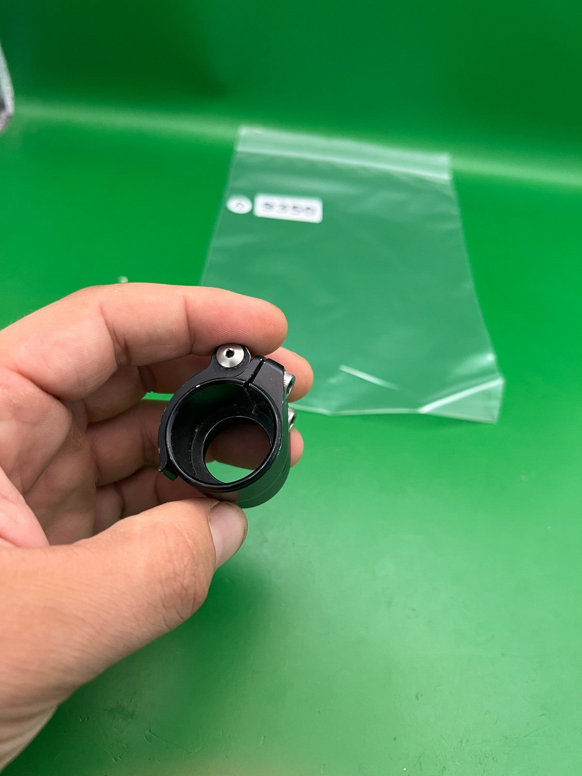 Planet Eclipse Clamping Feedneck Black Aluminum Two-Bolt Low Rise Clamp