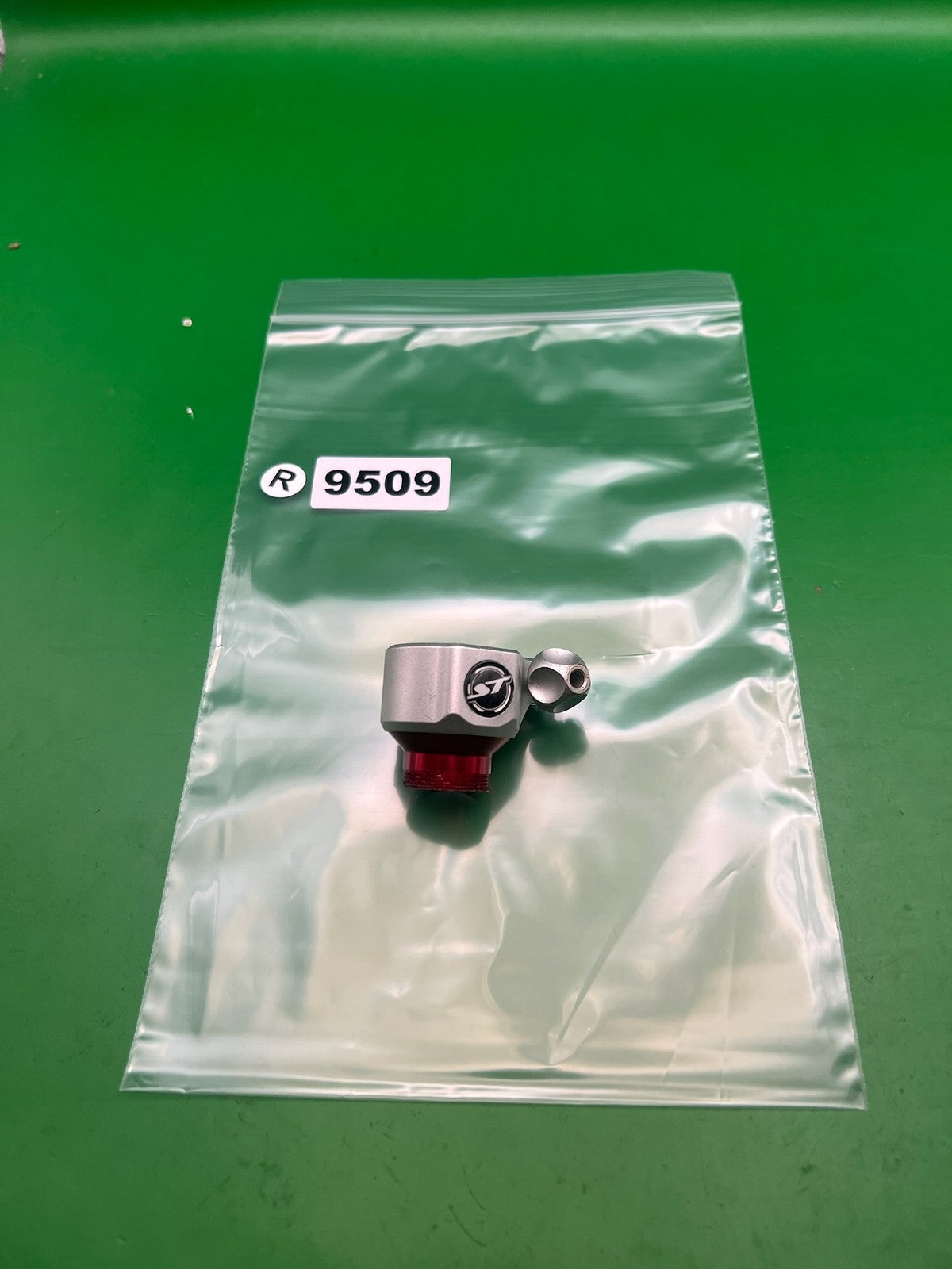 Shocktech Clamping Feedneck Silver Red Anodized Aluminum ION