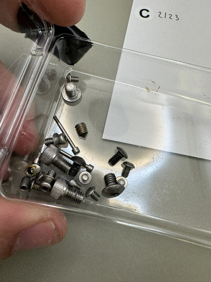 DLX Luxe ICE Screw kit