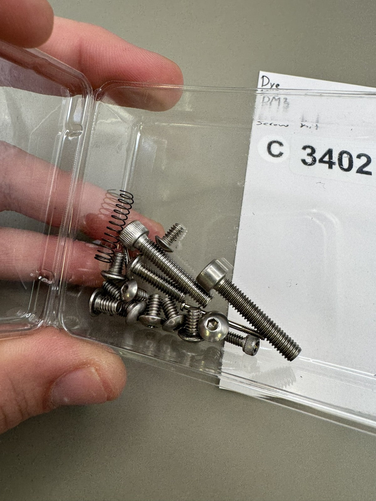 Dye DM3 Screw kit