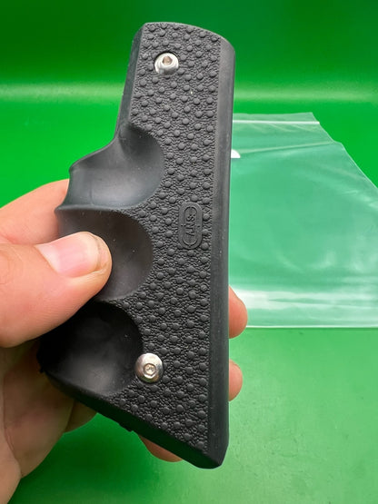 A.N.S Xtreme 1911/45 Style Grips
