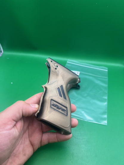 Dye DSR/DSR+/DSR Pro Sticky Grip Kit Gold/Black Two-Piece Set