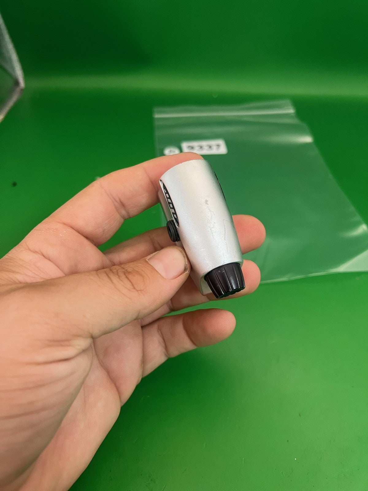 Dye ASA Body White On/Off Air Source Adapter Silver Aluminum