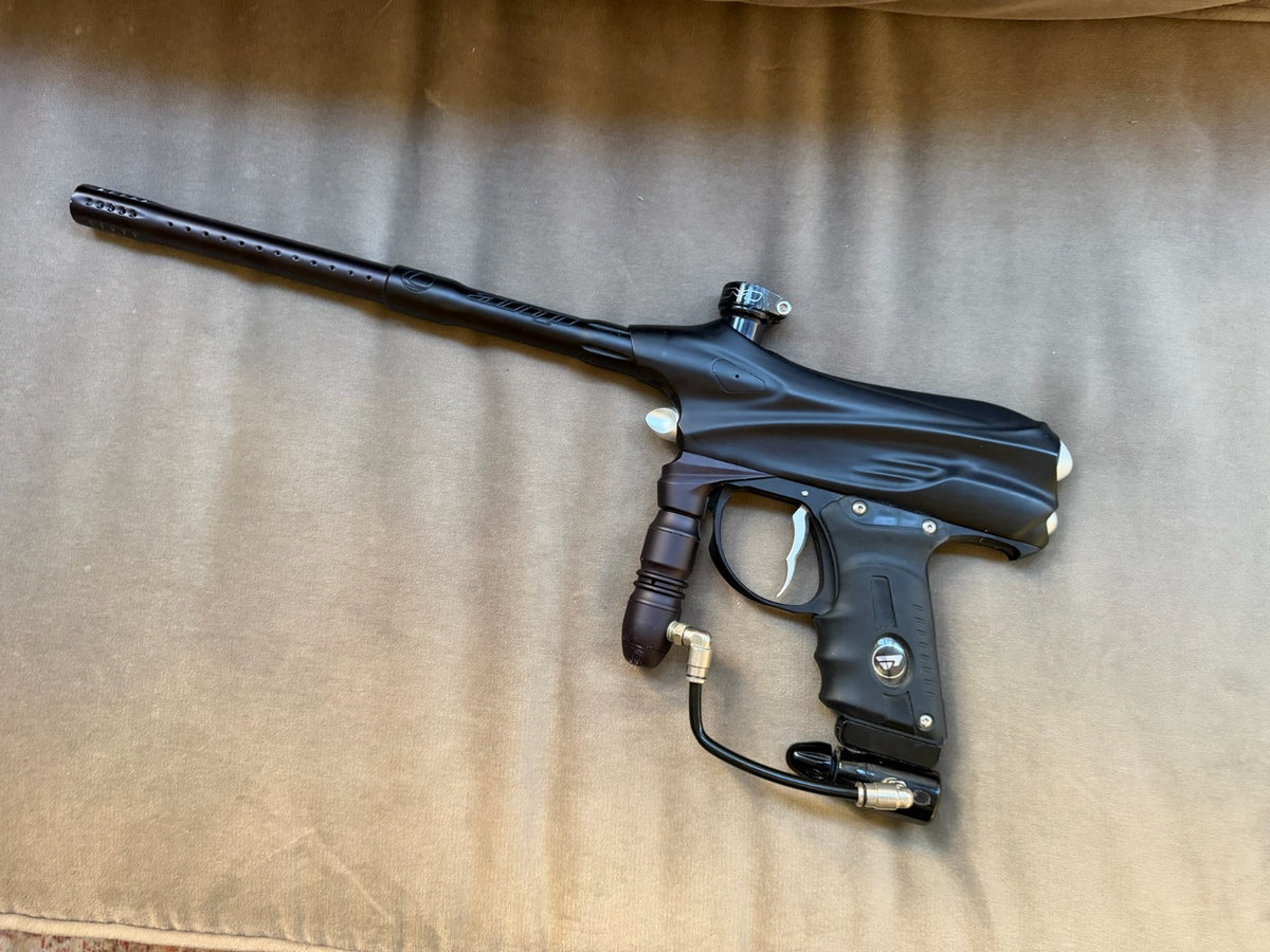 Black Dye Dm4 Paintball Marker - Fully Working