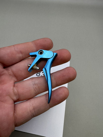 Dye DM12 Trigger