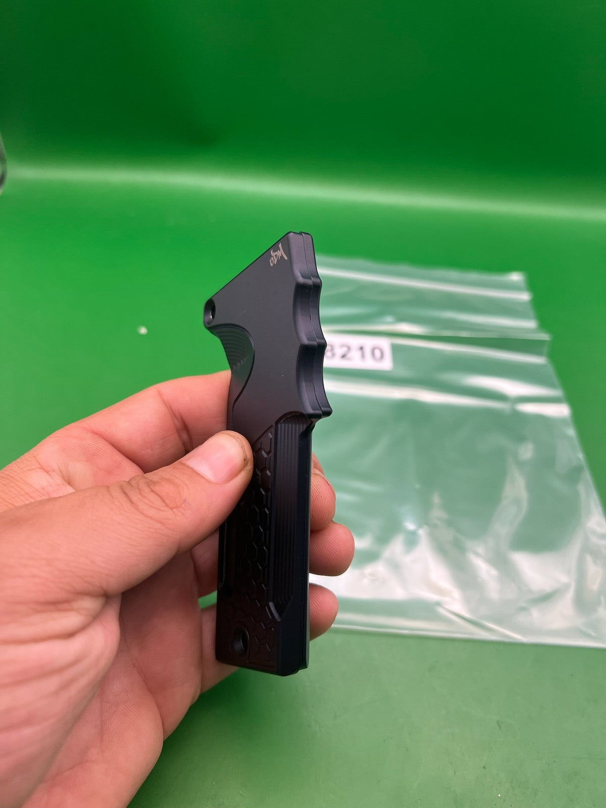 Custom Slim ODM Cocker Aluminum Grips