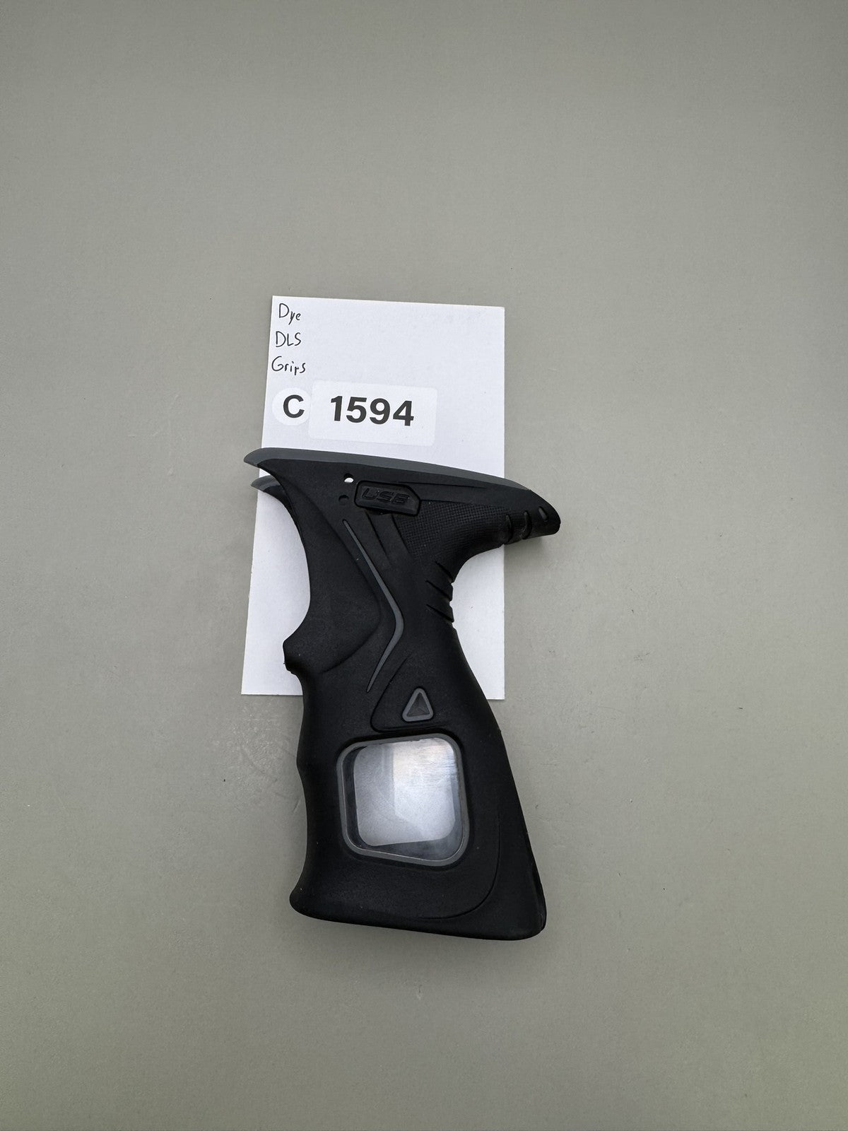 Dye DLS Grips