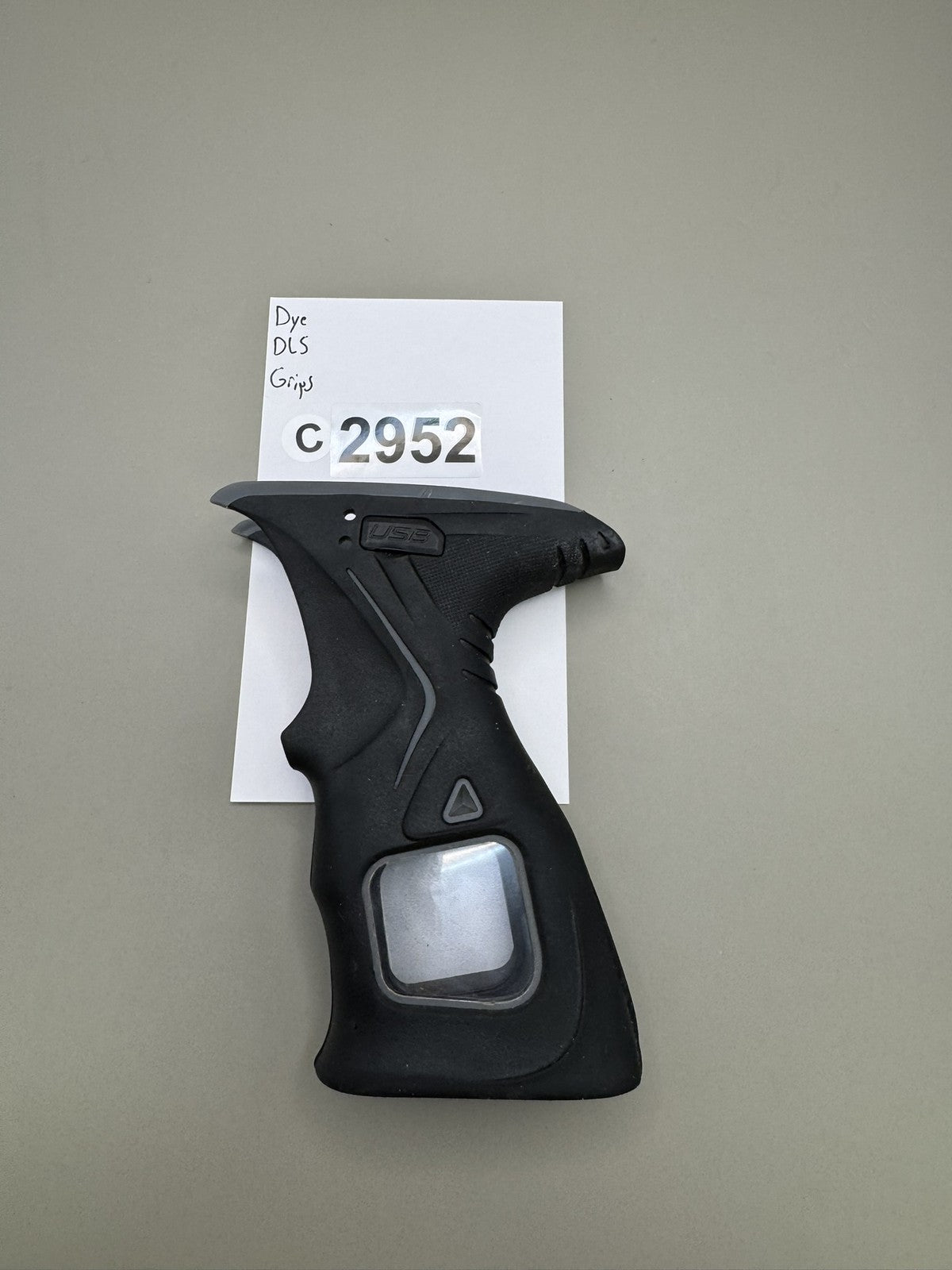 Dye DLS Grips