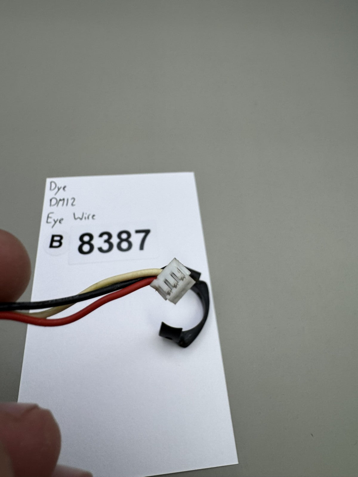 Dye DM12 Eye Wire