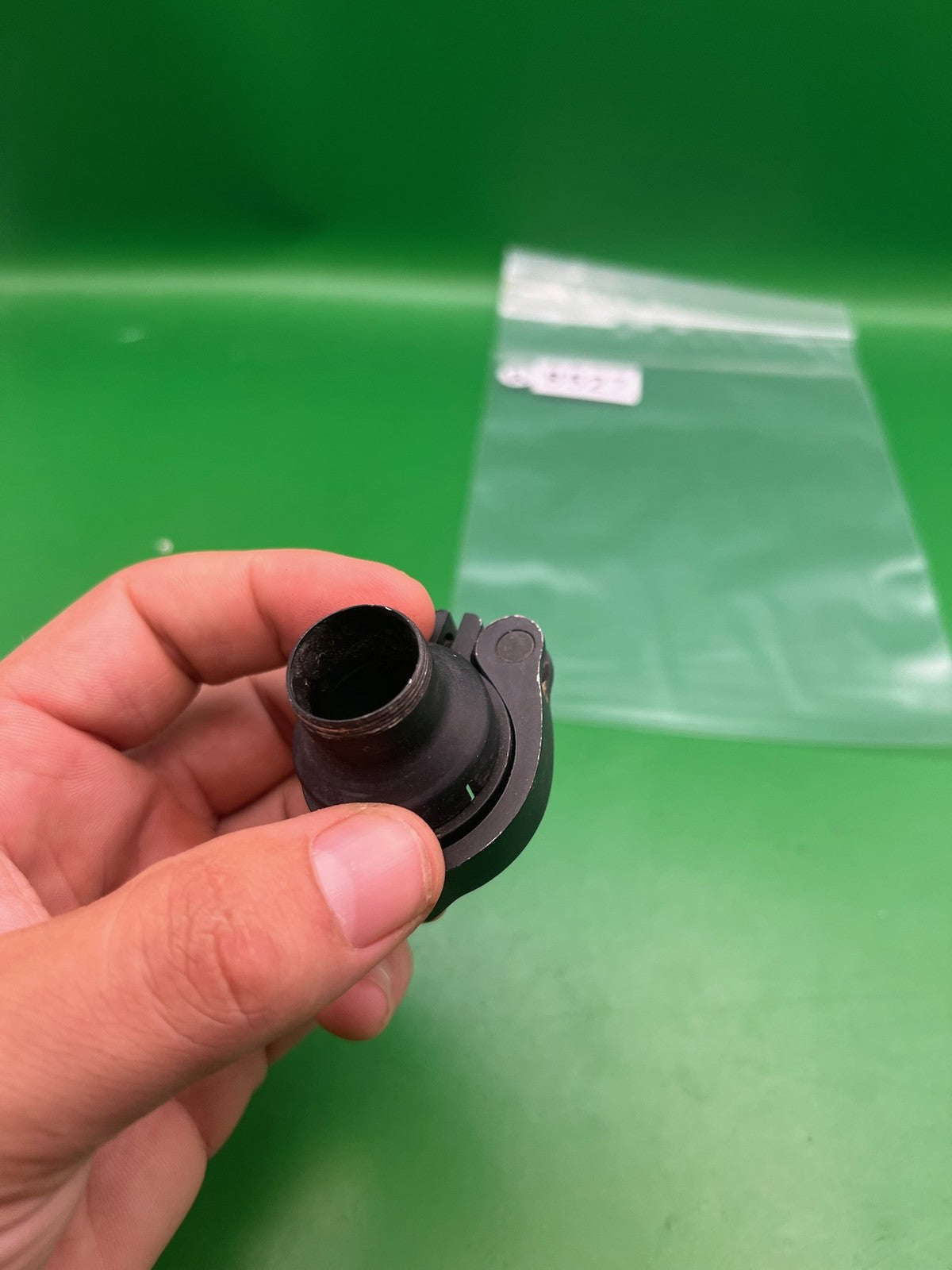 Trinity Clamping Lever Lock Feedneck Black Universal Paintball Marker