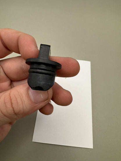 AGD Automag Power Feed Plug