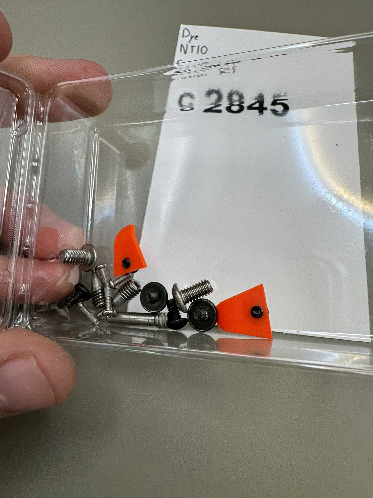 Dye NT10 Screw Kit