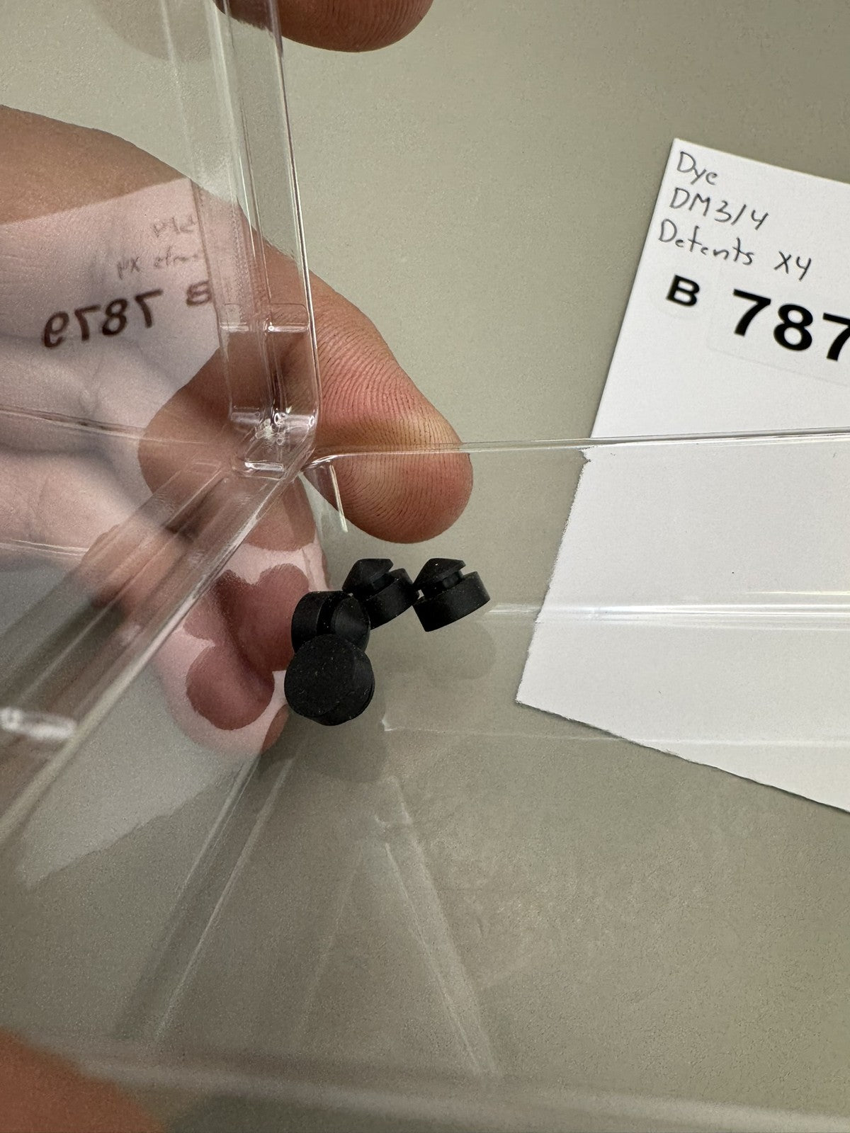 Dye DM3 DM4 Detents Black x4