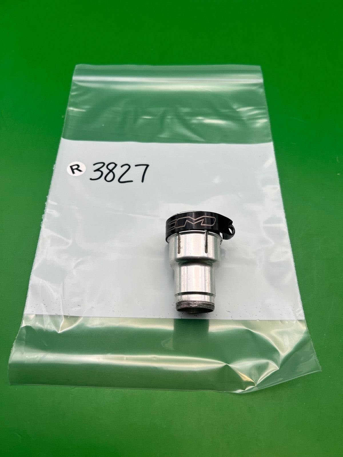 Mid Rise CCM Feedneck