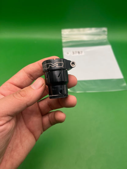 CCM Mid Rise Feedneck