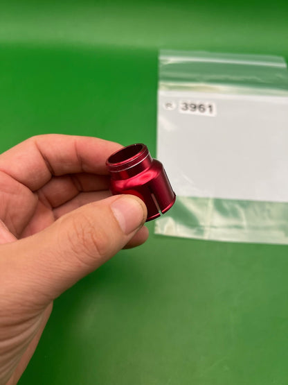 Low rise ref feedneck