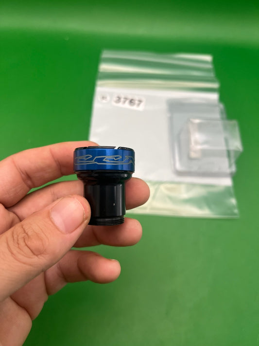 CCM Feedneck Angel Thread