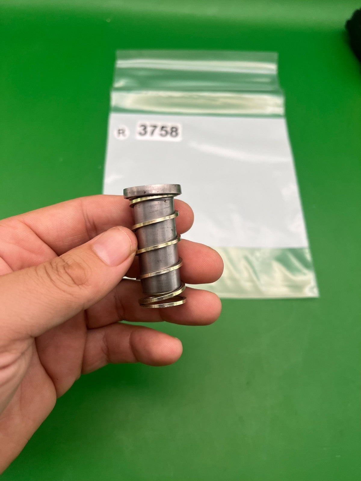 Level 7 Automag Bolt