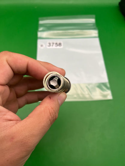 Level 7 Automag Bolt