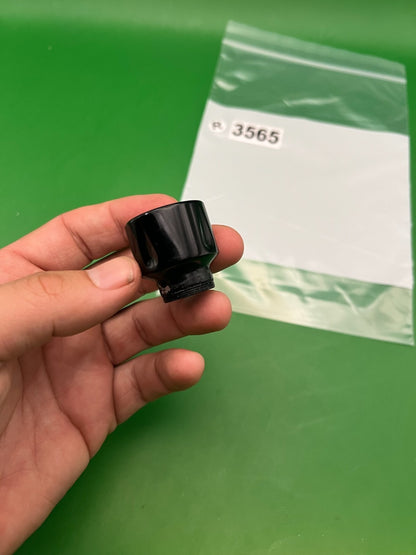 Shocker Black Feedneck