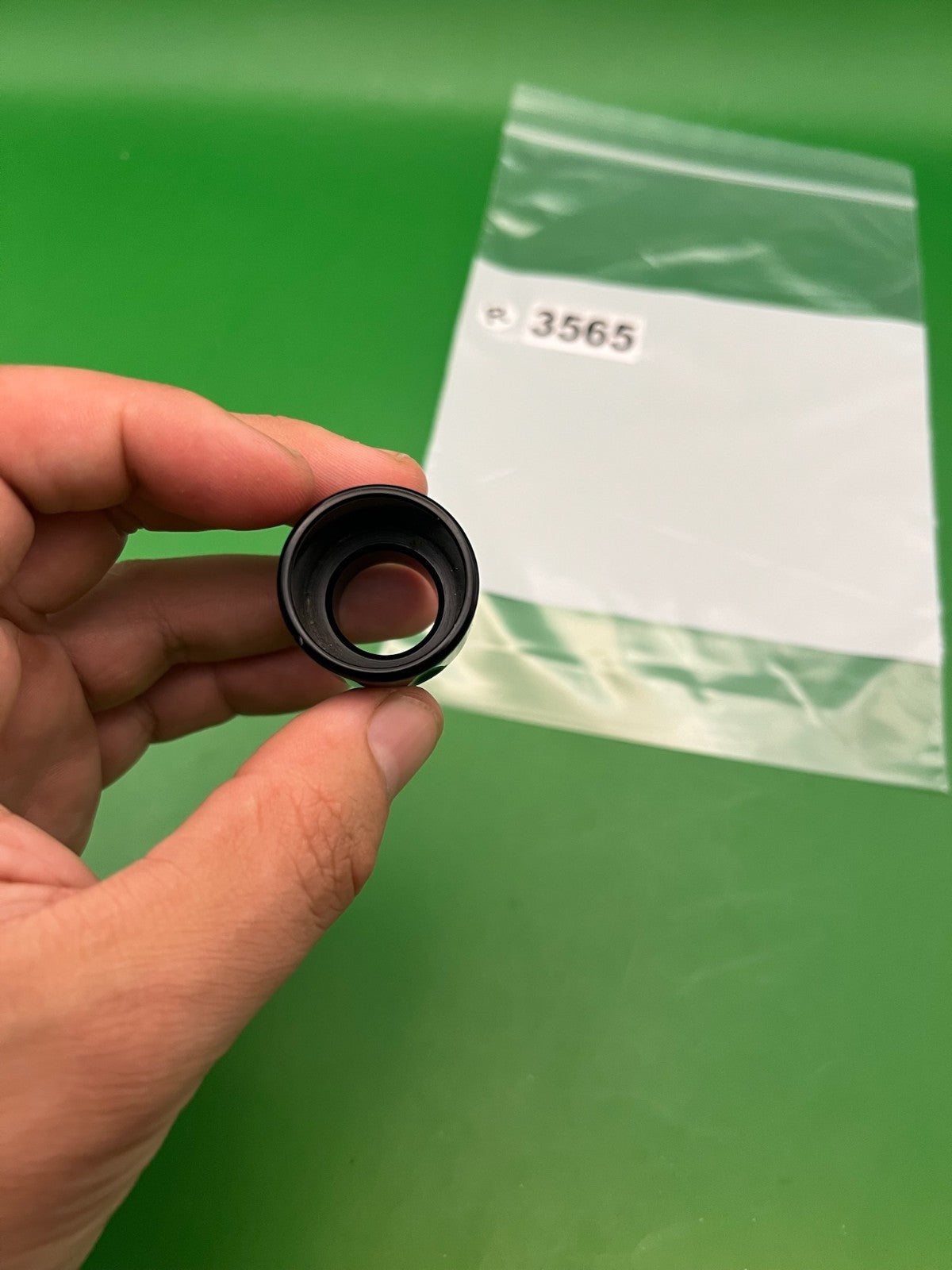 Shocker Black Feedneck