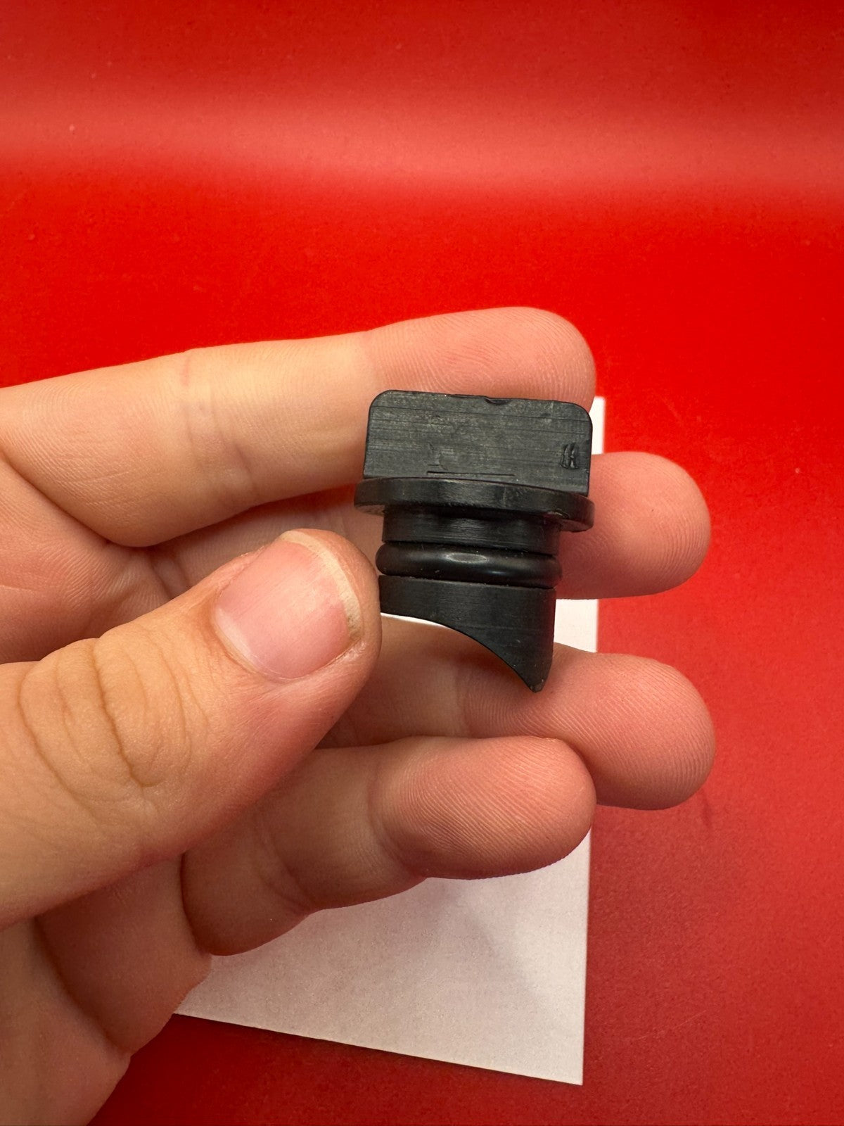 AGD Automag Feed Plug Black