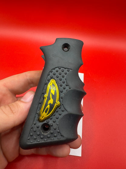 Dye Sticky Grips 1911/45 Style Grips Black