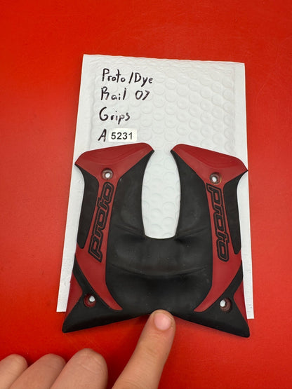 Proto/Dye Rail 07 Grips